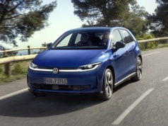 Volkswagen ID. Polo: CENA od 36 040 / 41 945 euro w wersji Launch, od 33 795 euro, odpowiednika 148 900 zł, dla Life