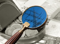 Bankowcy przyzwyczaili się, że OZE zawsze dostają wsparcie. Czas zacząć się odzwyczajać