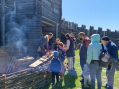 Majówka w stylu średniowiecznym. Osada Słowiańska w Stobiernej kusi atrakcjami