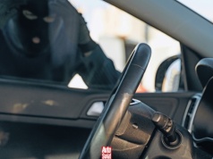 Złapali seryjnego złodzieja. Okradł wielu kierowców metodą "na oponę"