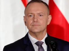 Prezydent Nawrocki zawetował rozwody pozasądowe, bo rodzina ma trwać