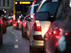 Wrocław ma coraz lepsze powietrze. Nie musi wyganiać starych aut z centrum