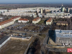 Rezygnują z budowy podziemnego parkingu ze schronem przed siedzibą Starostwa Powiatowego