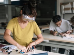 Kto po technikum zarabia najwięcej? Dane, które zaskakują