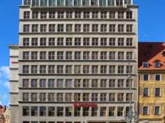 Zamiast okienek bankowych, pokoje hotelowe. Spektakularna metamorfoza gmachu w sercu Wrocławia