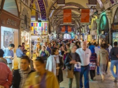 Co zrobić, jeśli nas okradną podczas majówki? Nie czekaj! Od razu podejmij te kroki