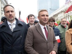 Janusz Kowalski opuścił klub PiS. Co dalej? Na horyzoncie nieoczekiwany kierunek