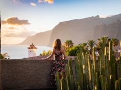 🌊 Pięć dni słońca na Wyspach Kanaryjskich od 1476 PLN😍 ☀️ Loty i ⭐⭐⭐⭐ hotel ze śniadaniami 😱