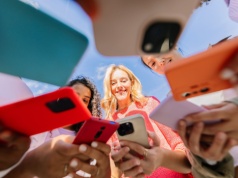 Młodzież już nie szuka pomocy u rodziców czy rówieśników. Ma nowego powiernika