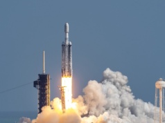 Potężna rakieta SpaceX znowu poleciała w kosmos. Po 18 miesiącach przerwy