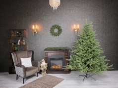 Jak wybrać sztuczną choinkę i dlaczego warto kupować online