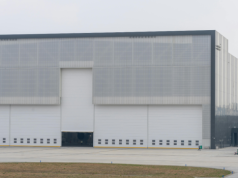 Opakowania wielokrotnego użytku w e-commerce – kiedy naprawdę obniżają koszty logistyki i zwrotów