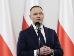 Pytanie o "dwa płuca" PiS. Reakcja Karola Nawrockiego