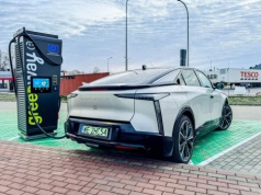GreenWay obniża ceny ładowania aut elektrycznych. W maju nawet 20 proc. taniej