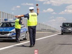 Wielka akcja policji w całym kraju. Kontrole i zakazy ruchu