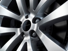 Ten SUV zmienia zasady gry w segmencie premium. Luksus wchodzi na nowy poziom