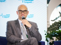Zaufanie walutą ochrony zdrowia. "Reputację buduje się latami, traci w pół minuty"