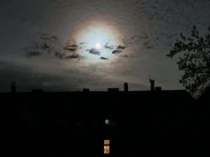 Księżycowe halo nad Mysłowicami. Niezwykłe zjawisko na niebie