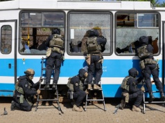 Szturm na tramwaj. Elitarne jednostki w akcji we wrocławskiej zajezdni