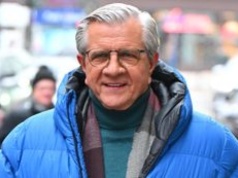Zygmunt Chajzer ma DWIE dorosłe córki, które ODCIĘŁY się od show-biznesu. Jak wyglądają i gdzie pracują? (ZDJĘCIA)