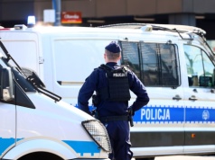 25-latka goniła z nożem grupę młodzieży