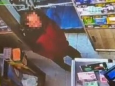 Tak ukrywał się przed policją. Został zatrzymany. Brat mu nie daruje?