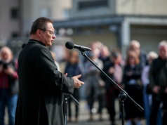 Kard. Ryś do wspólnot neokatechumenalnych: To niesłychany zaszczyt być w świecie apostołem Boga