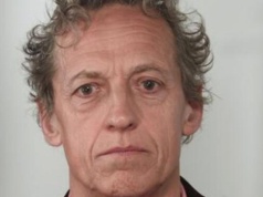 Rzeszowska policja poszukuje 68-latka. David Hodson ścigany za poważne przestępstwa pedofilskie!