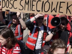 Obchody Święta Pracy. Zandberg: „Normą jest wyzysk”