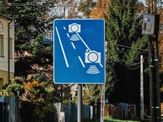 Tak omijają mandaty z odcinkowego pomiaru prędkości. Legalny trik, który oszczędzi portfel