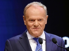 Nawrocki powoła radę ds. nowej Konstytucji. Tusk komentuje pomysł prezydenta