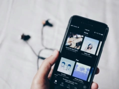 Zapłacimy za to, że na telefon można ściągnąć mp3. Wchodzi opłata reprograficzna