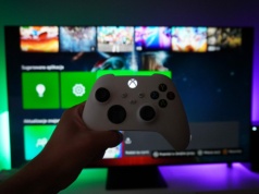 Hitowy Xbox Series X w niskiej cenie! W zestawie aż dwa pady