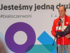 Szokujące kulisy zwolnienia. Trener kadry Polski dowiedział się o tym przez... Facebooka
