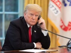 Trump przywraca 25% cła na samochody z UE. „Nie przestrzegają umowy”