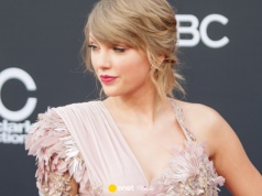 Ślub Taylor Swift: Nowe miejsce, nowa data i... konflikt z Zoe Kravitz