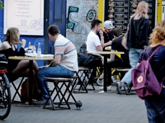 Jakim cudem polska klasa średnia nie buduje majątków? Wpada w pułapkę dobrych zarobków