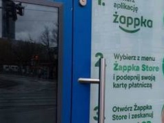 Żabka 3 maja. Jak otwarte będą Żabki w Majówkę?