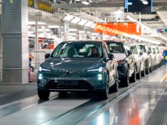 Elektryczne Volvo EX60 rozbija bank i obiecuje 810 km zasięgu na jednym ładowaniu