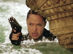 Angelina Jolie jako Lara Croft. "Kolebka życia" w sobotni wieczór na TVN7