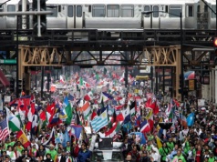 Tłumy na majowym proteście w Chicago. Domagano się nie tylko obrony praw pracowników, ale wyrażano sprzeciw wobec działań prezydenta USA
