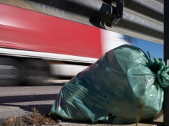 82,5 mln zł kosztowało sprzątanie dróg. Kierowcy sami są sobie winni