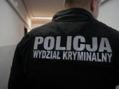 Nocny atak nożownika na ulicach Bielska-Białej. Dwie osoby trafiły do szpitala