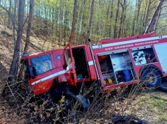 Wypadek z udziałem wozu strażackiego. Jedna osoba nie żyje