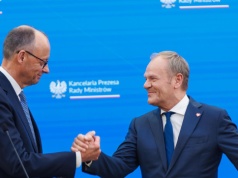 Tusk forsuje umowę obronną z Niemcami. Zostaniemy ich wasalem?