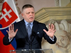Fico rozmawiał z Zełenskim, ale leci do Moskwy. "Nikt nie może mi rozkazywać"