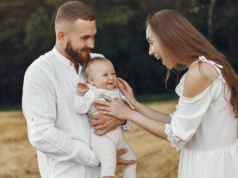 Mocne słowa pediatry. Ojcowie zostali zepchnięci na margines... przez matki