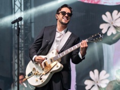 Dawid Kwiatkowski zaśpiewał przed katedrą