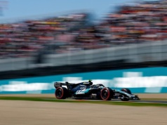 Antonelli z trzecim pole position z rzędu. Drugi Verstappen