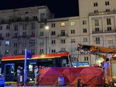 Kobieta wpadła pod tramwaj na Marszałkowskiej. Zmarła na miejscu